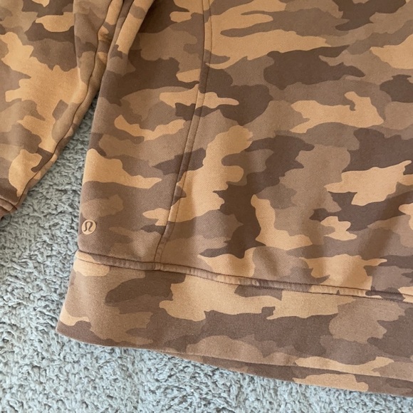 Lululemon Camouflage Sweatshirt - Picture 8 of 9